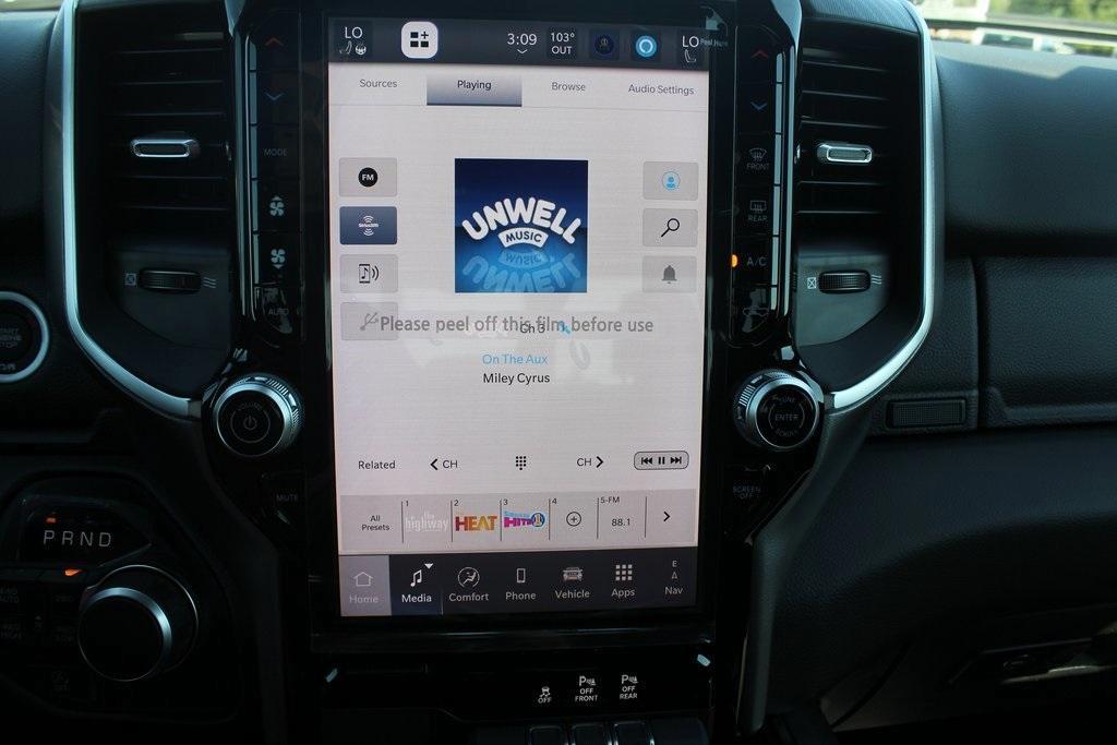 new 2025 Ram 1500 car, priced at $51,877