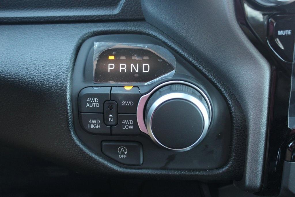 new 2025 Ram 1500 car, priced at $51,877