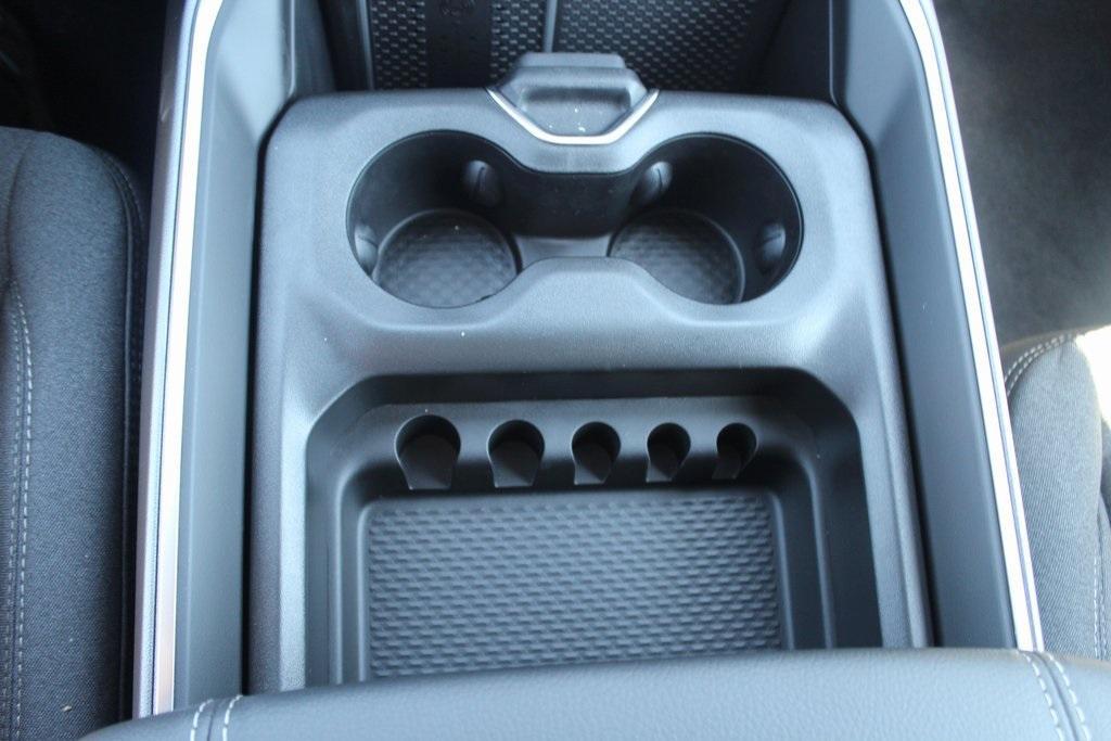 new 2025 Ram 1500 car, priced at $51,877