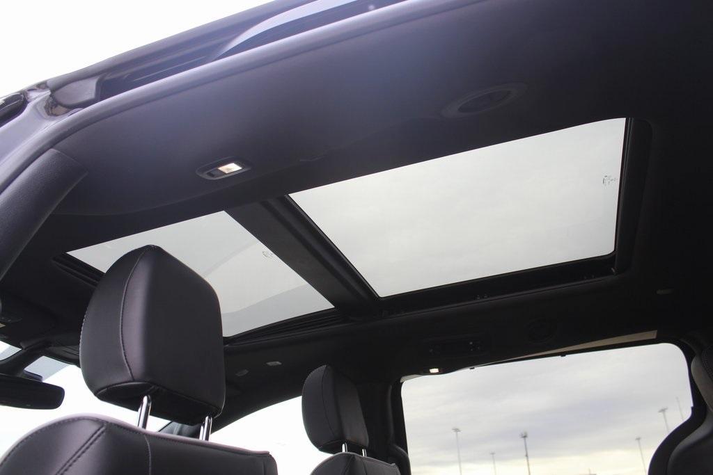 new 2026 Chrysler Pacifica car, priced at $54,191