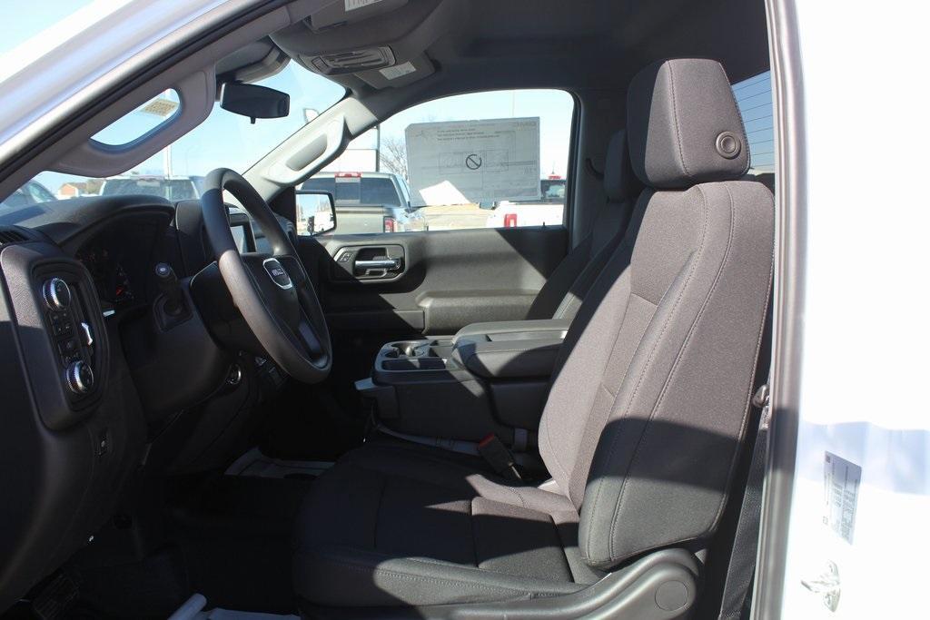 new 2025 GMC Sierra 1500 car, priced at $35,452