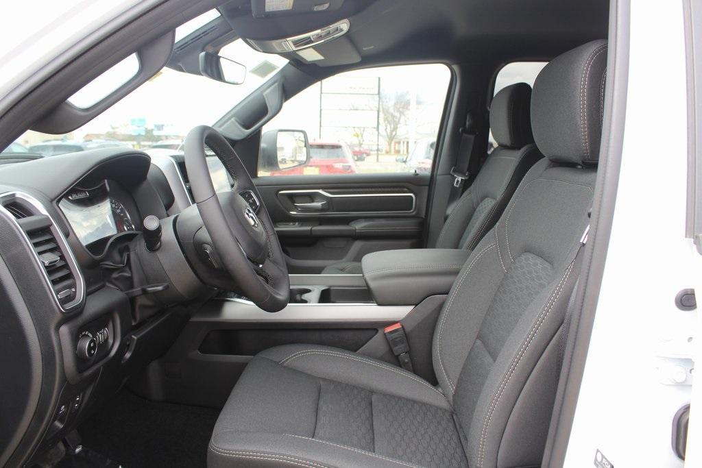 new 2025 Ram 1500 car, priced at $45,798