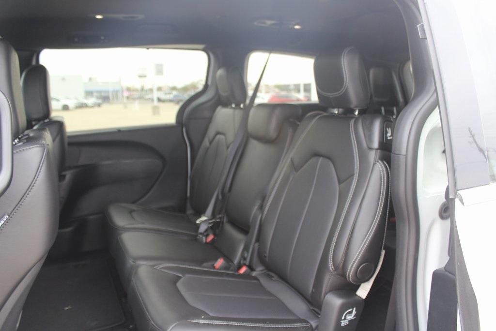 new 2026 Chrysler Pacifica car, priced at $42,567