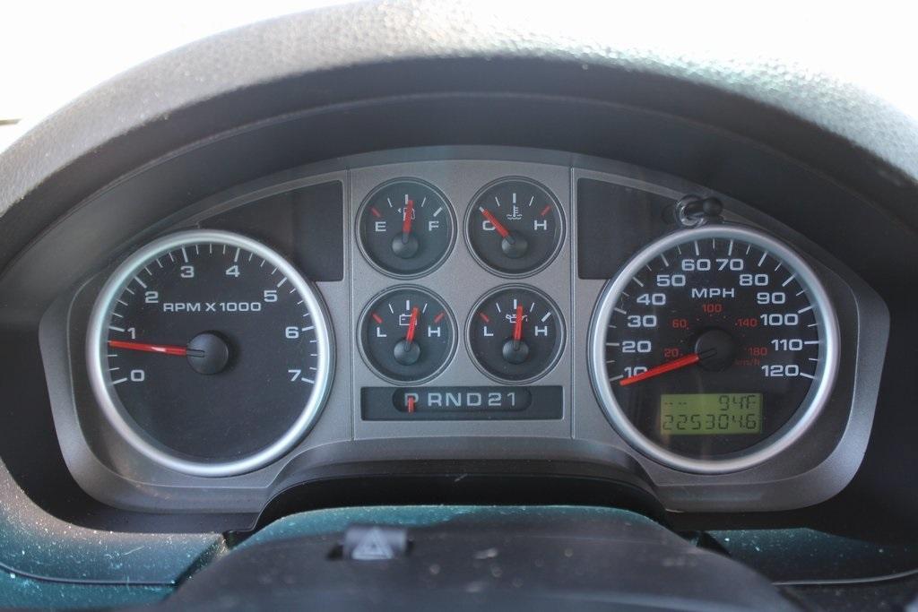 used 2005 Ford F-150 car, priced at $6,250