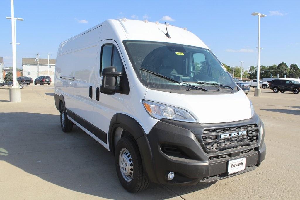 new 2026 Ram ProMaster 3500 car, priced at $51,399