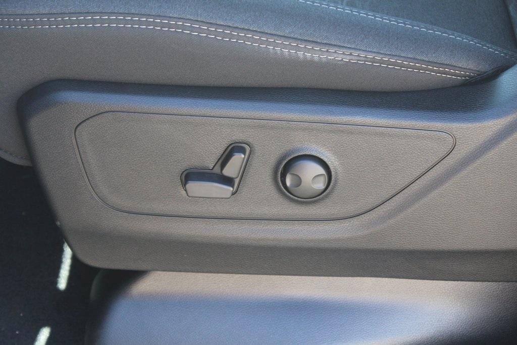 new 2025 Ram 1500 car, priced at $53,861