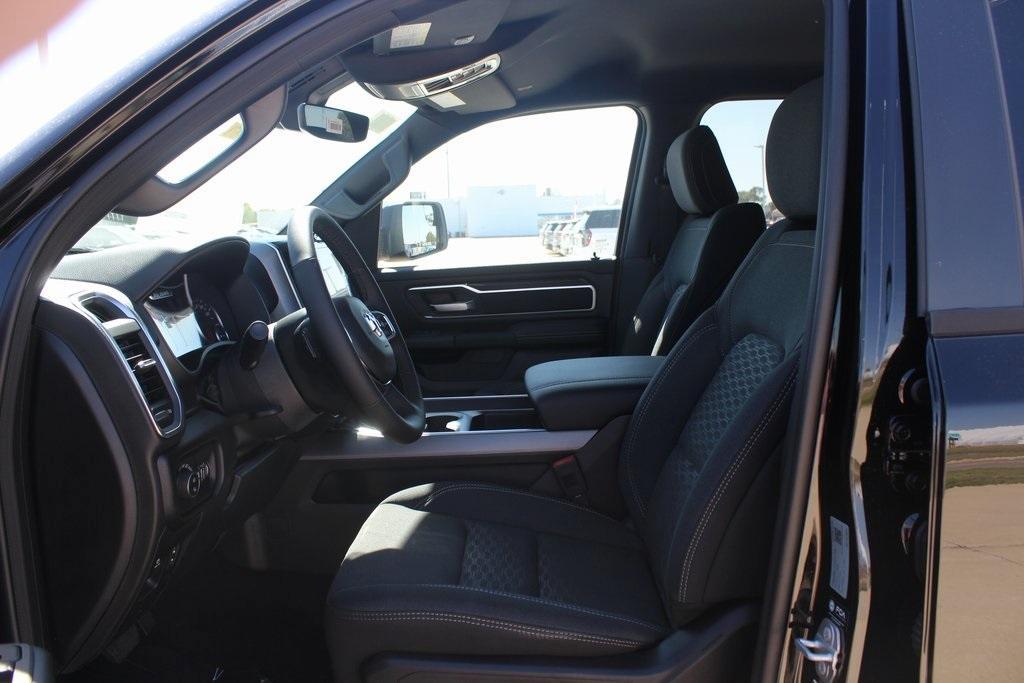 new 2025 Ram 1500 car, priced at $53,861