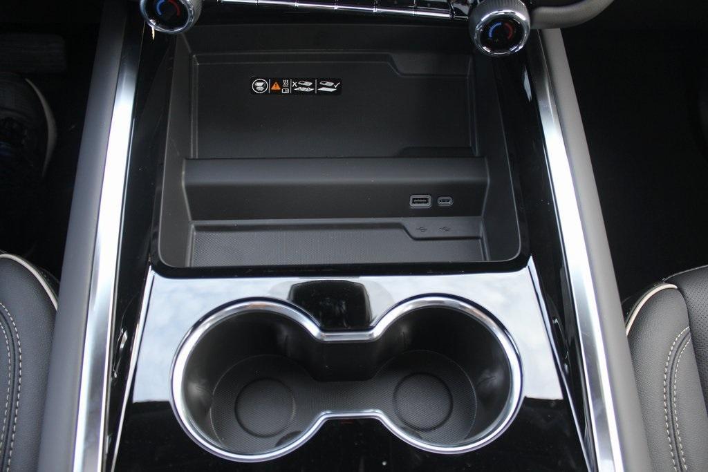 new 2026 Chevrolet Suburban car