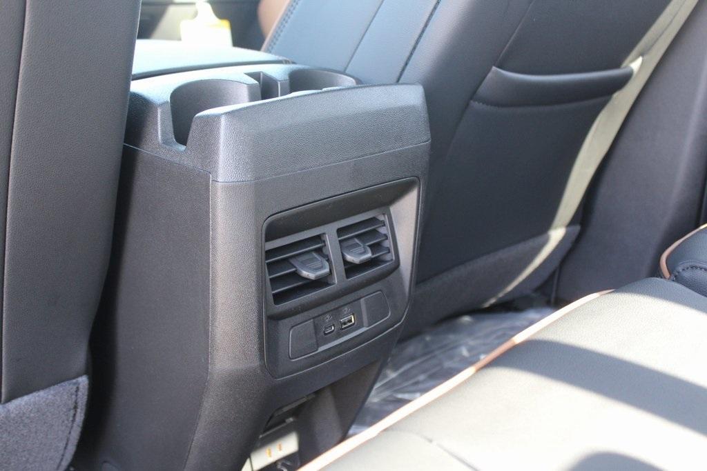 new 2025 GMC Canyon car, priced at $49,952