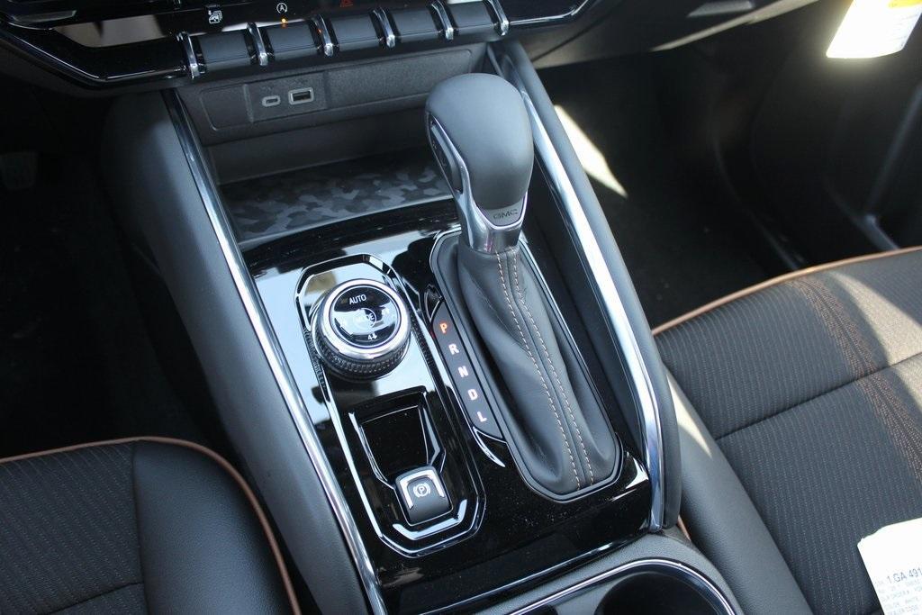 new 2025 GMC Canyon car, priced at $49,952