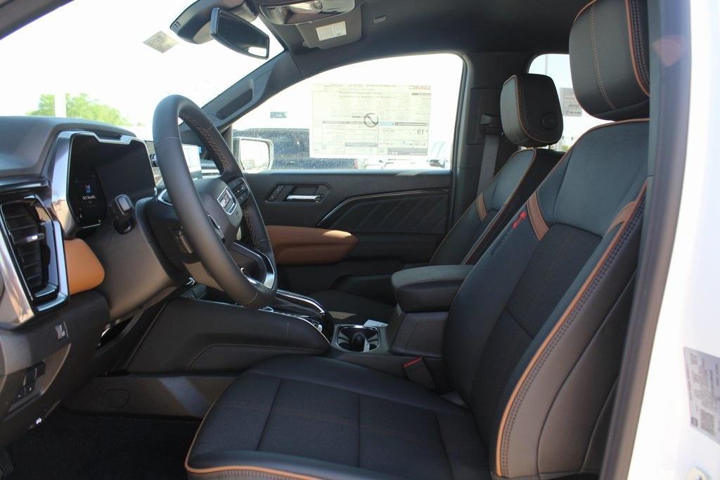 new 2025 GMC Canyon car, priced at $49,952