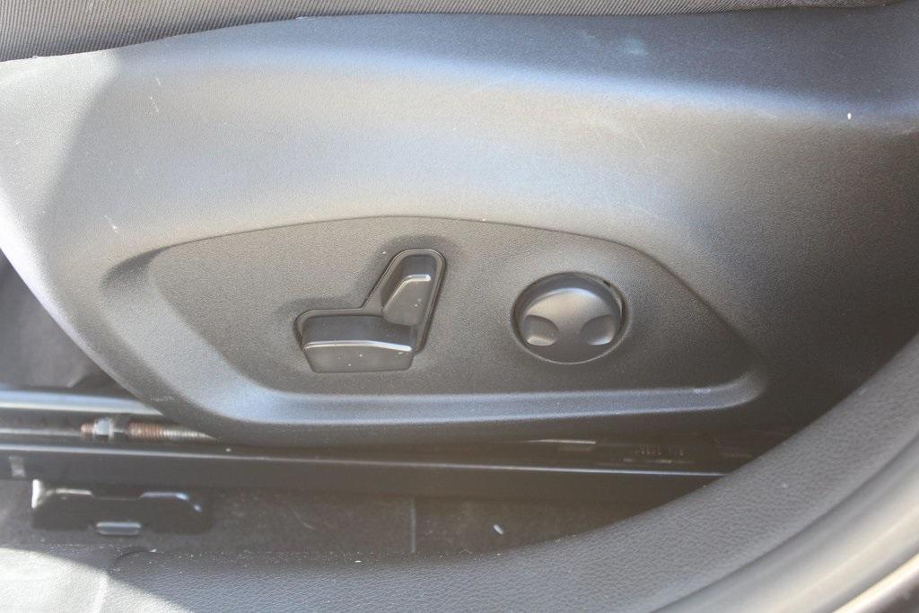 used 2022 Jeep Compass car, priced at $23,299
