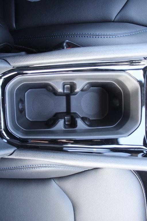 new 2026 Jeep Compass car, priced at $33,899