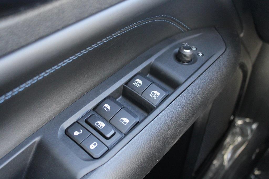 new 2026 Jeep Compass car, priced at $33,899