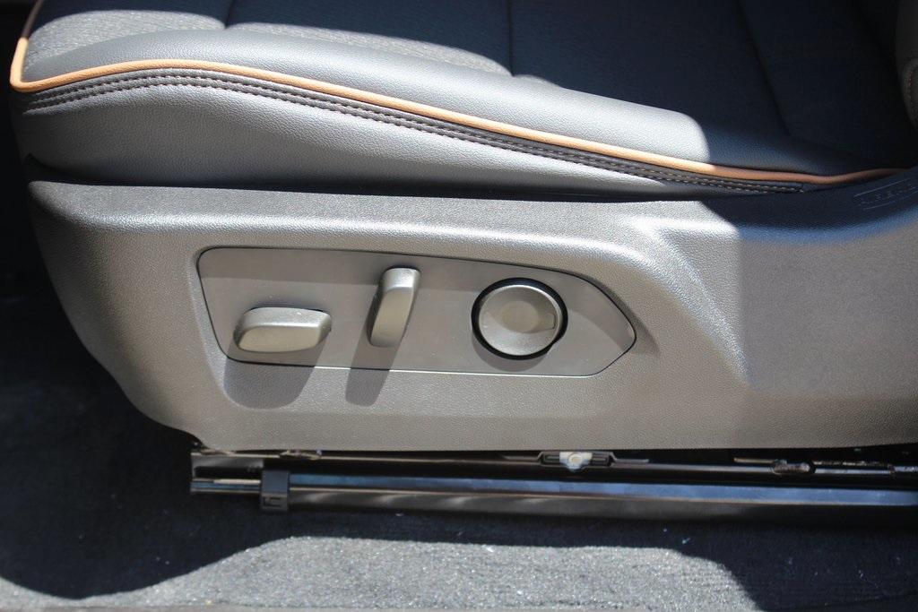 new 2025 GMC Canyon car, priced at $51,152