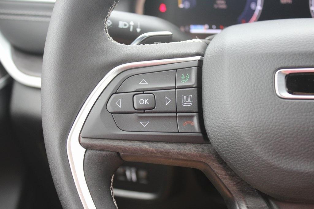 new 2025 Jeep Grand Cherokee L car, priced at $44,620