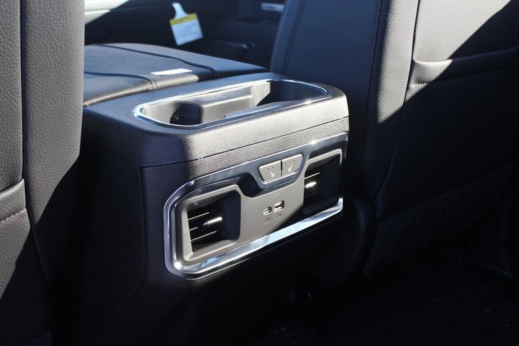 new 2025 GMC Sierra 1500 car, priced at $70,201