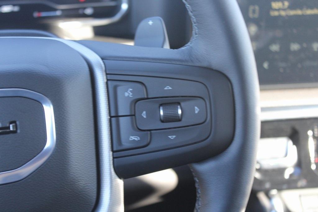 new 2025 GMC Sierra 1500 car, priced at $70,201