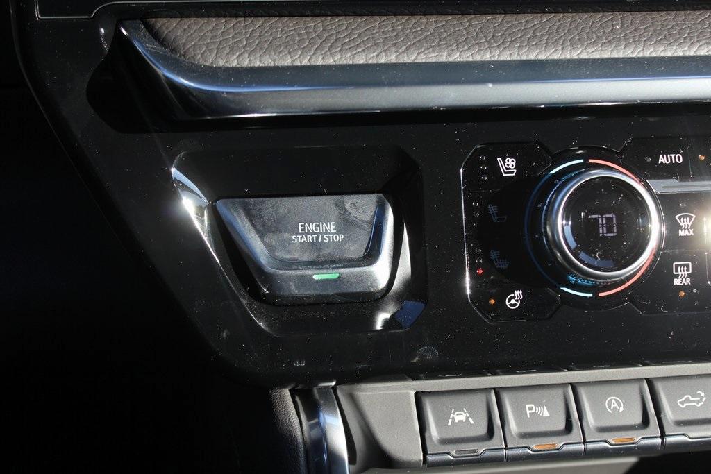 new 2025 GMC Sierra 1500 car, priced at $70,201