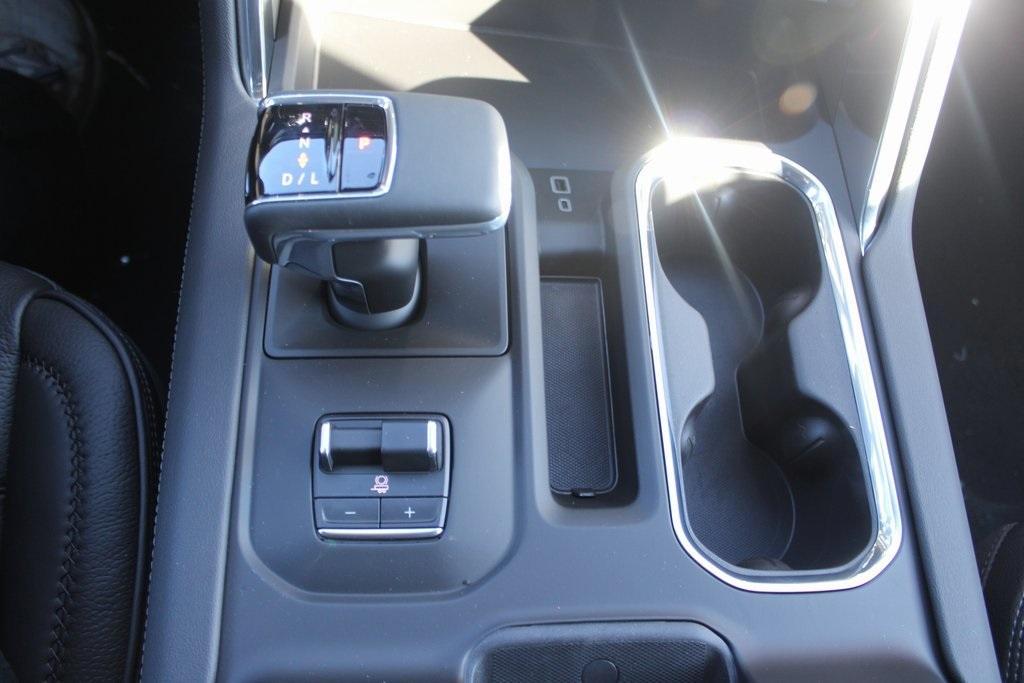 new 2025 GMC Sierra 1500 car, priced at $70,201