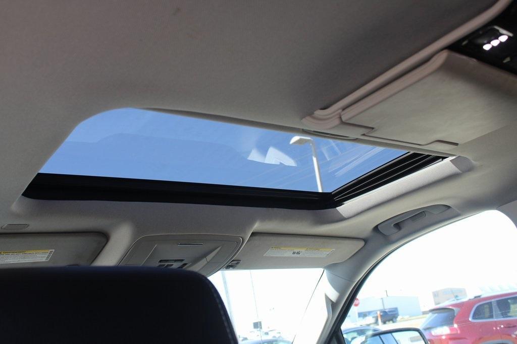 used 2018 GMC Sierra 1500 car, priced at $17,890