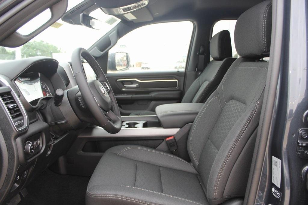 new 2025 Ram 1500 car, priced at $49,702