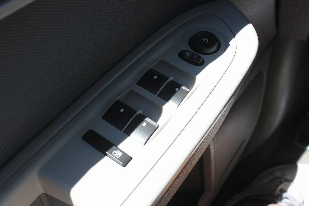 used 2010 Chevrolet Traverse car, priced at $7,250