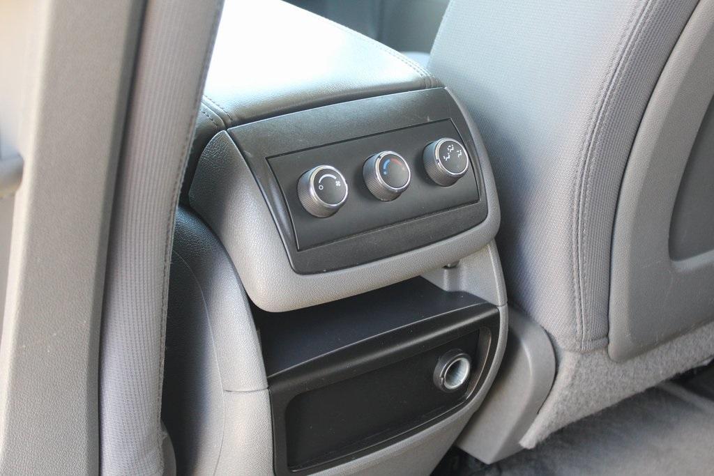 used 2010 Chevrolet Traverse car, priced at $7,250