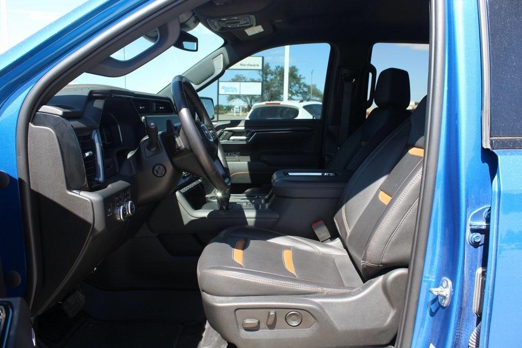 used 2022 GMC Sierra 1500 car, priced at $48,442