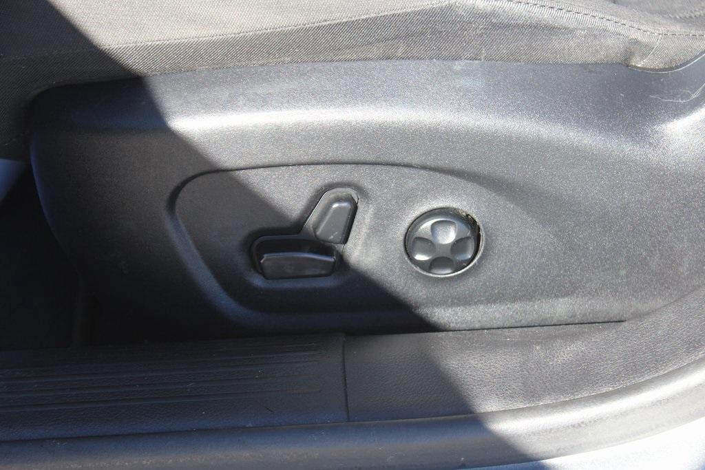 used 2016 Chrysler 200 car, priced at $8,456