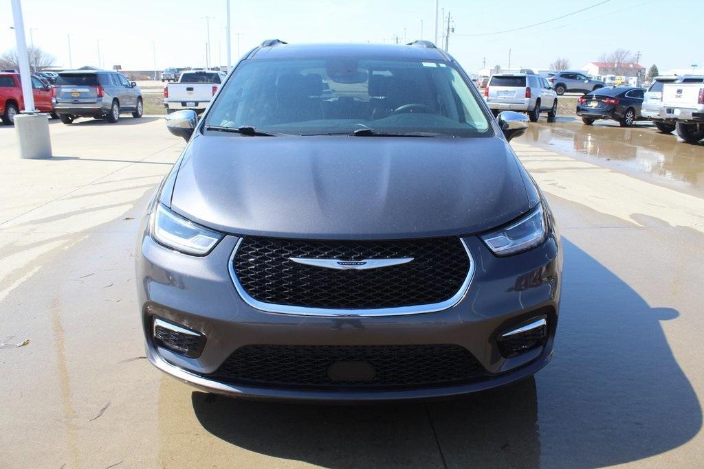 used 2023 Chrysler Pacifica car, priced at $27,751