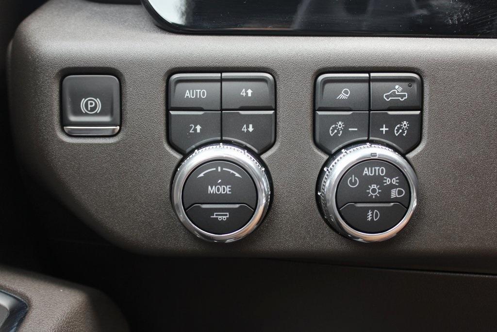 new 2025 GMC Sierra 1500 car, priced at $59,702