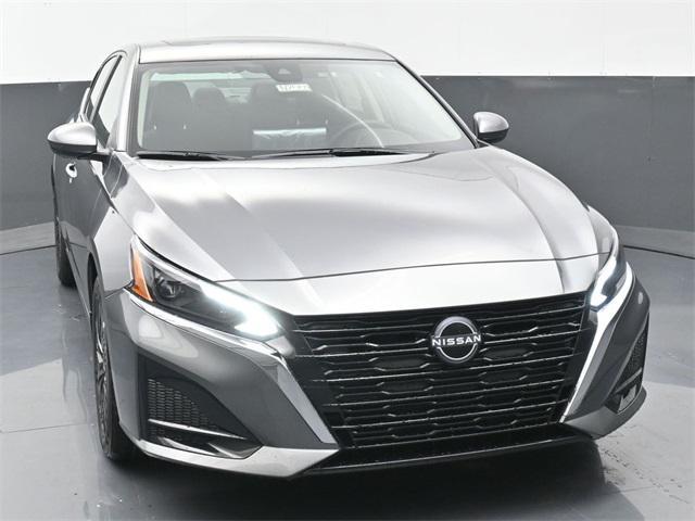 new 2025 Nissan Altima car, priced at $28,332