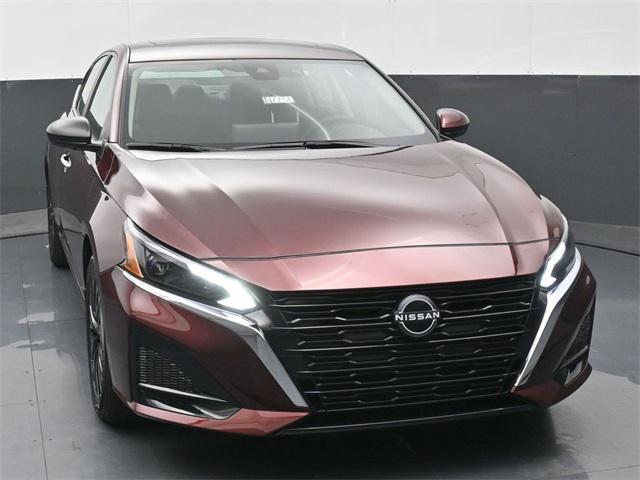 new 2025 Nissan Altima car, priced at $27,942