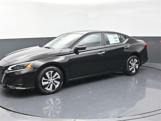 new 2025 Nissan Altima car, priced at $26,025