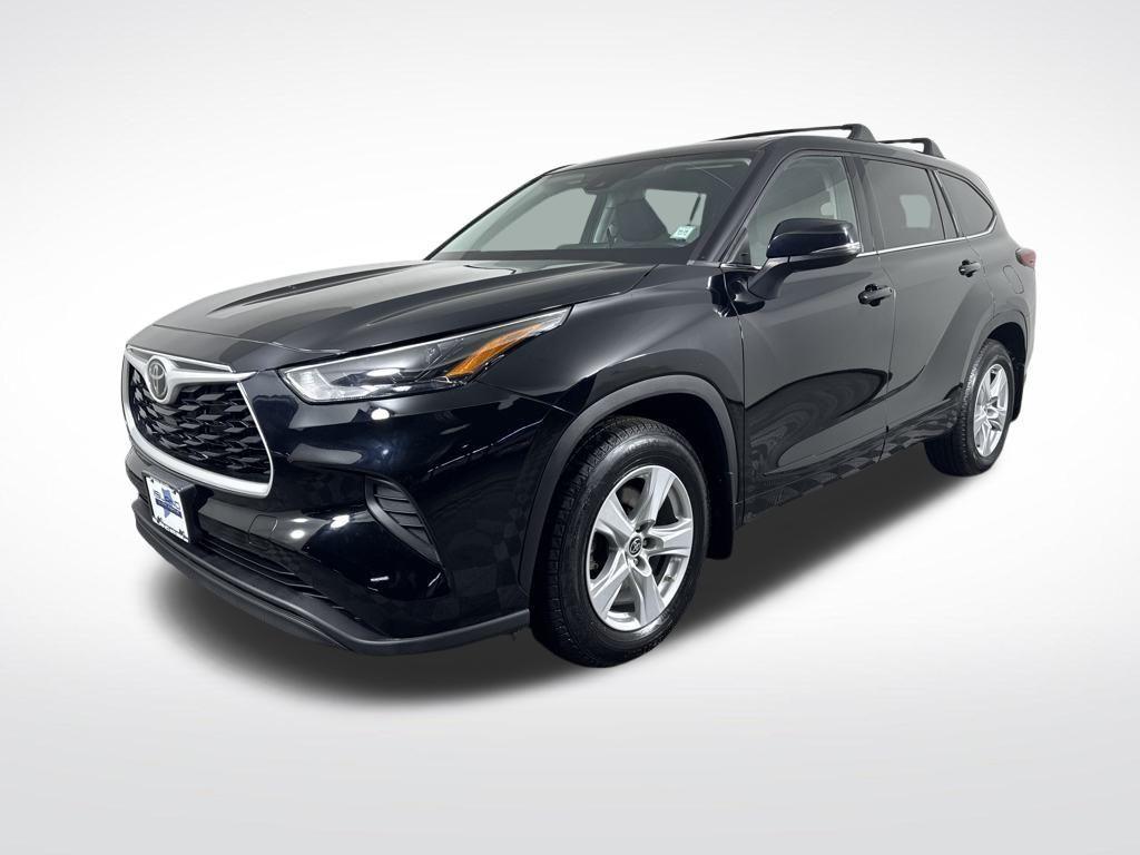 used 2022 Toyota Highlander car, priced at $29,950