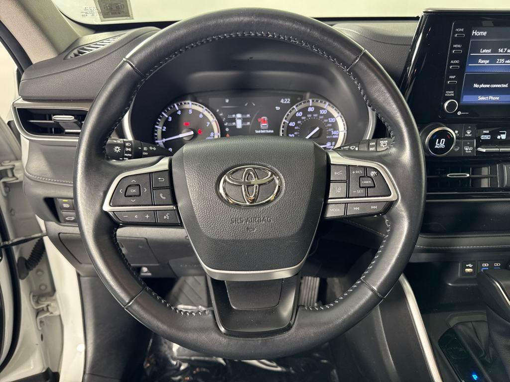 used 2022 Toyota Highlander car, priced at $36,950