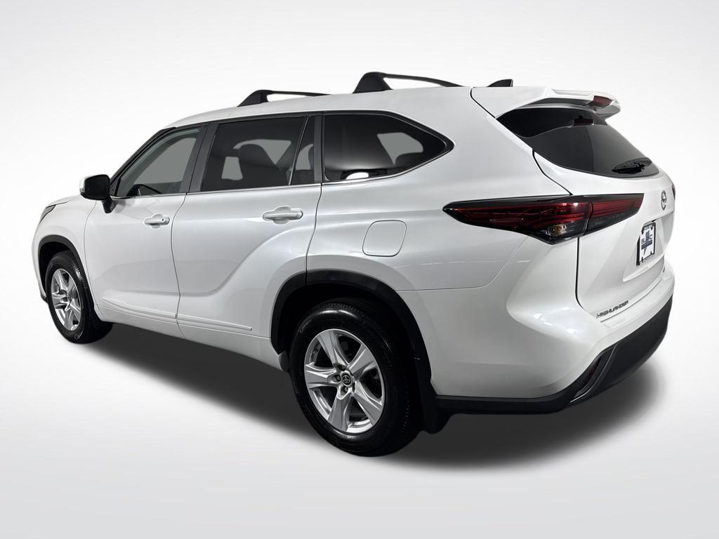 used 2023 Toyota Highlander car, priced at $37,590