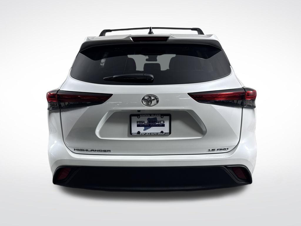 used 2023 Toyota Highlander car, priced at $37,590