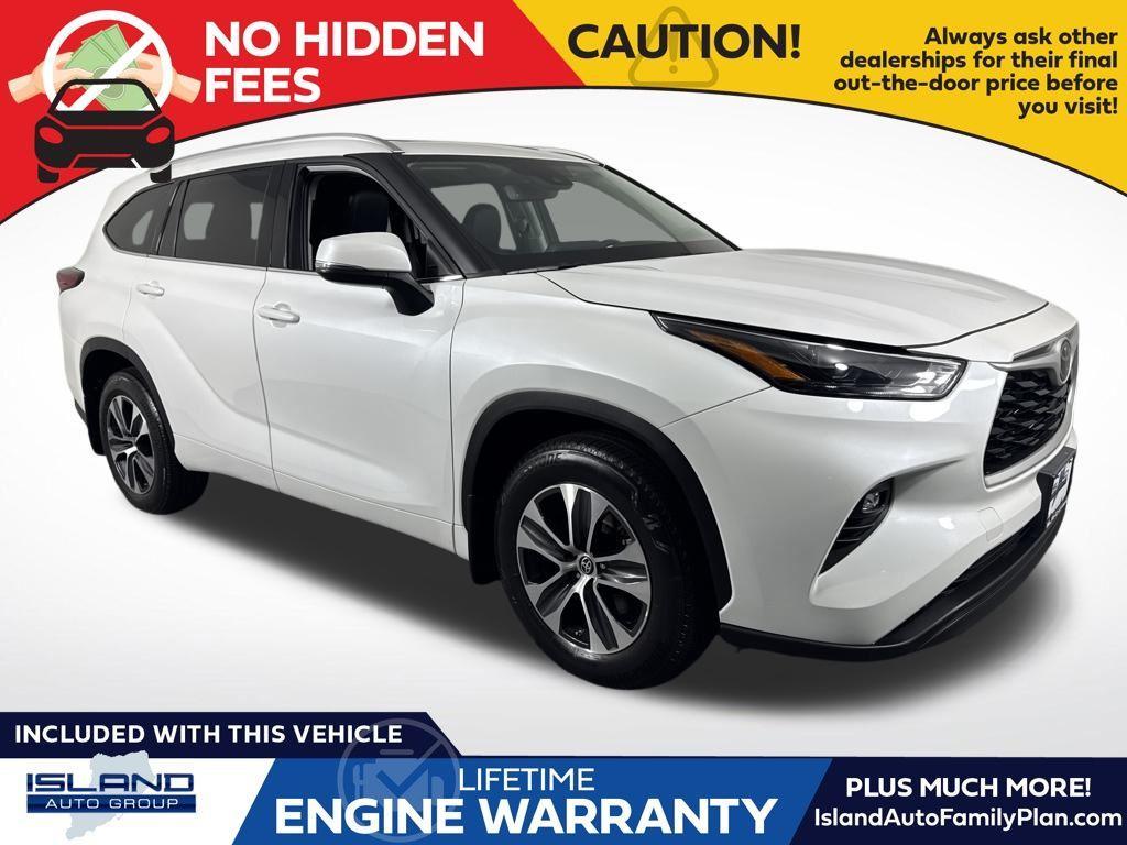 used 2022 Toyota Highlander car, priced at $37,390