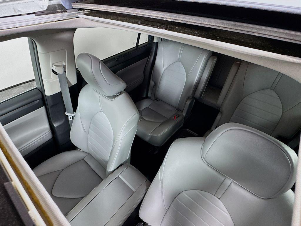 used 2022 Toyota Highlander car, priced at $38,950