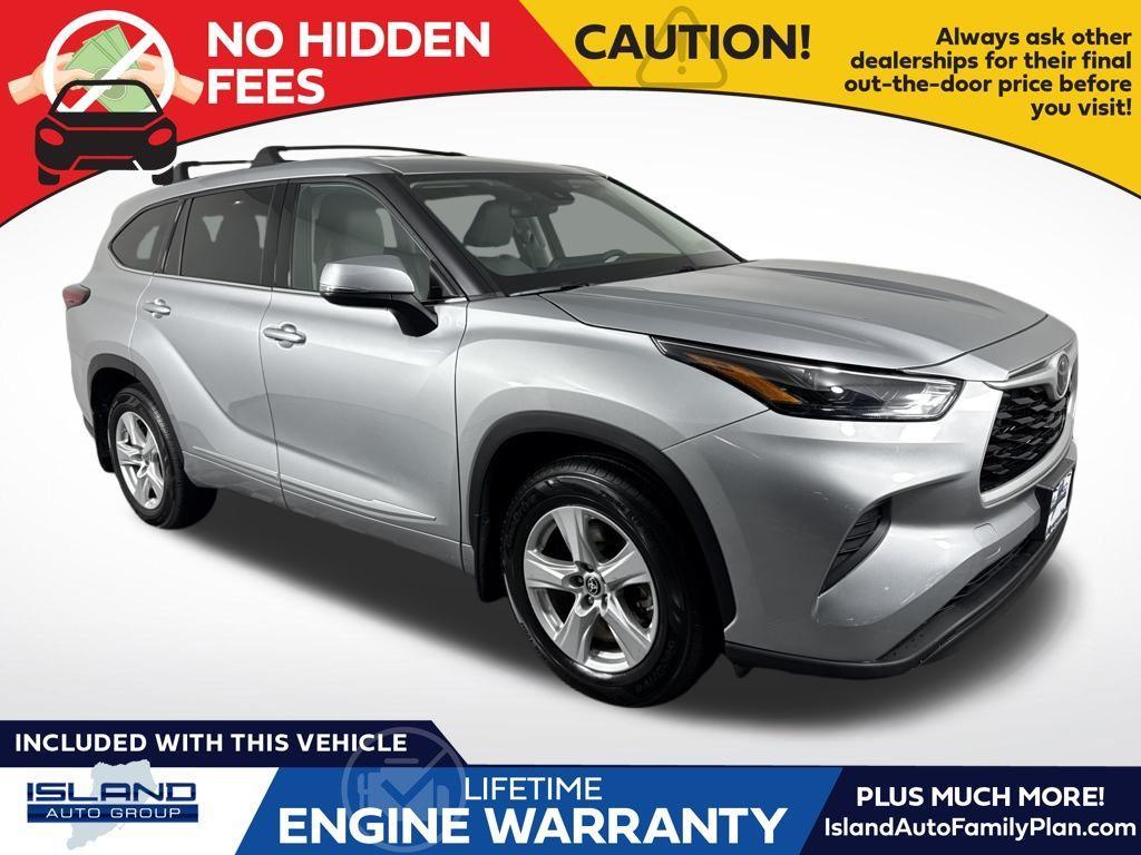 used 2022 Toyota Highlander car, priced at $30,590