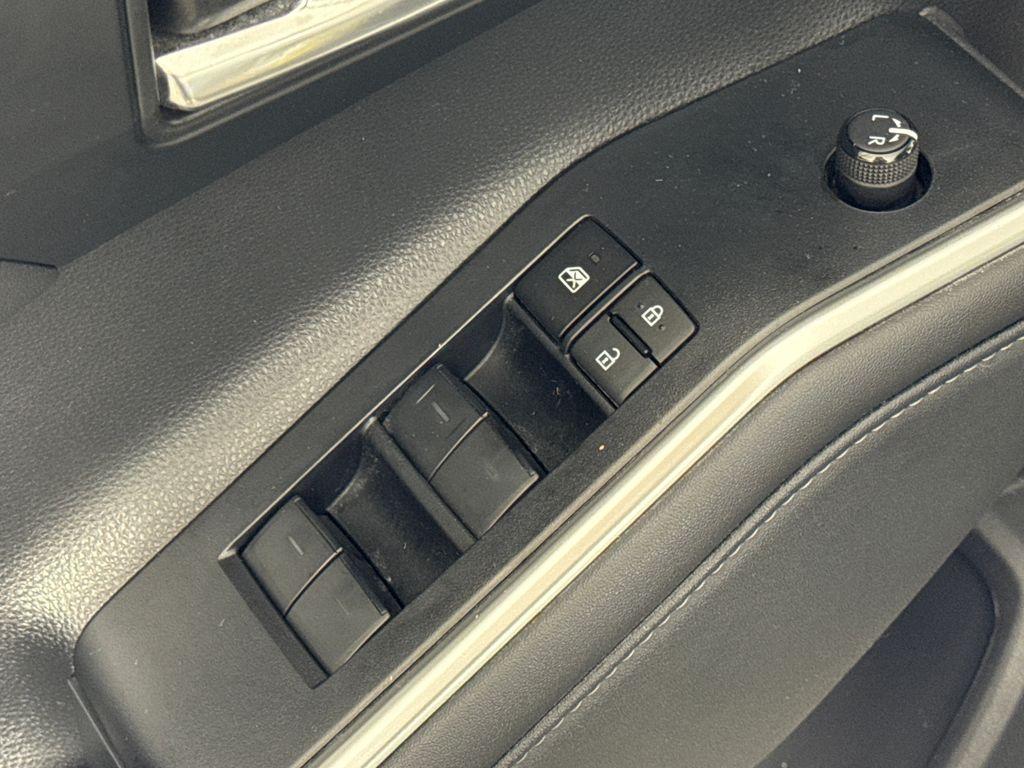 used 2023 Toyota Highlander car, priced at $42,590