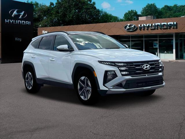 new 2025 Hyundai TUCSON Hybrid car, priced at $34,905