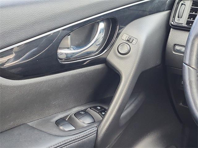 used 2019 Nissan Rogue Sport car, priced at $15,678