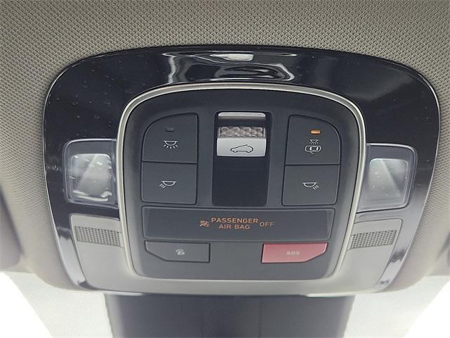 used 2022 Hyundai Santa Fe car, priced at $25,878