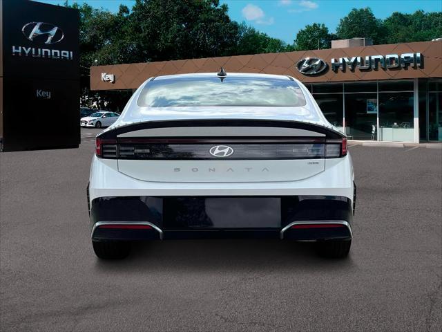 new 2025 Hyundai Sonata Hybrid car, priced at $32,574