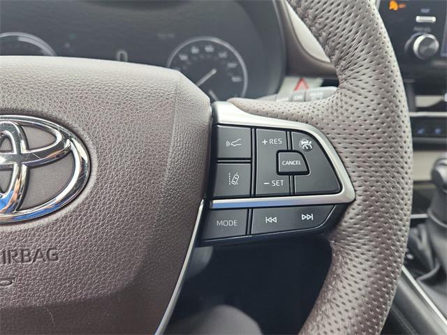 used 2023 Toyota Sienna car, priced at $50,978