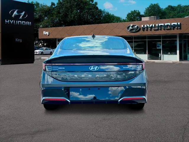 new 2025 Hyundai Sonata Hybrid car, priced at $31,120