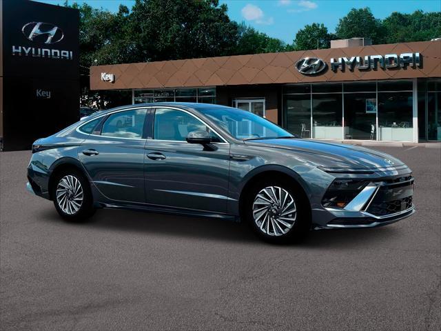 new 2025 Hyundai Sonata Hybrid car, priced at $36,530